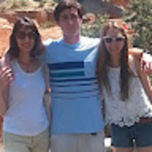 Meet your Posher, Lisa